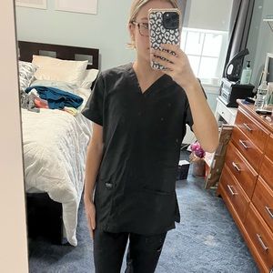 XS Cherokee authentic workwear scrub top